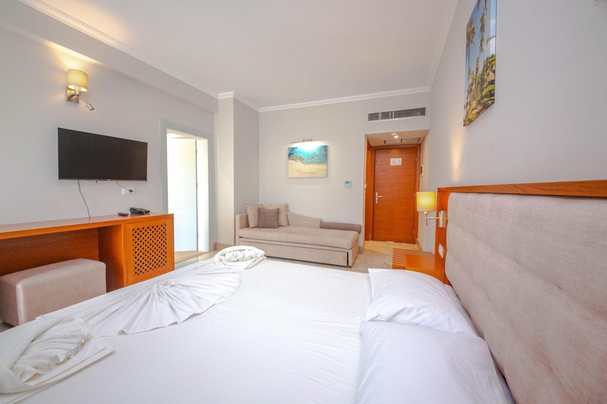 Sole Mare Hotel 4*